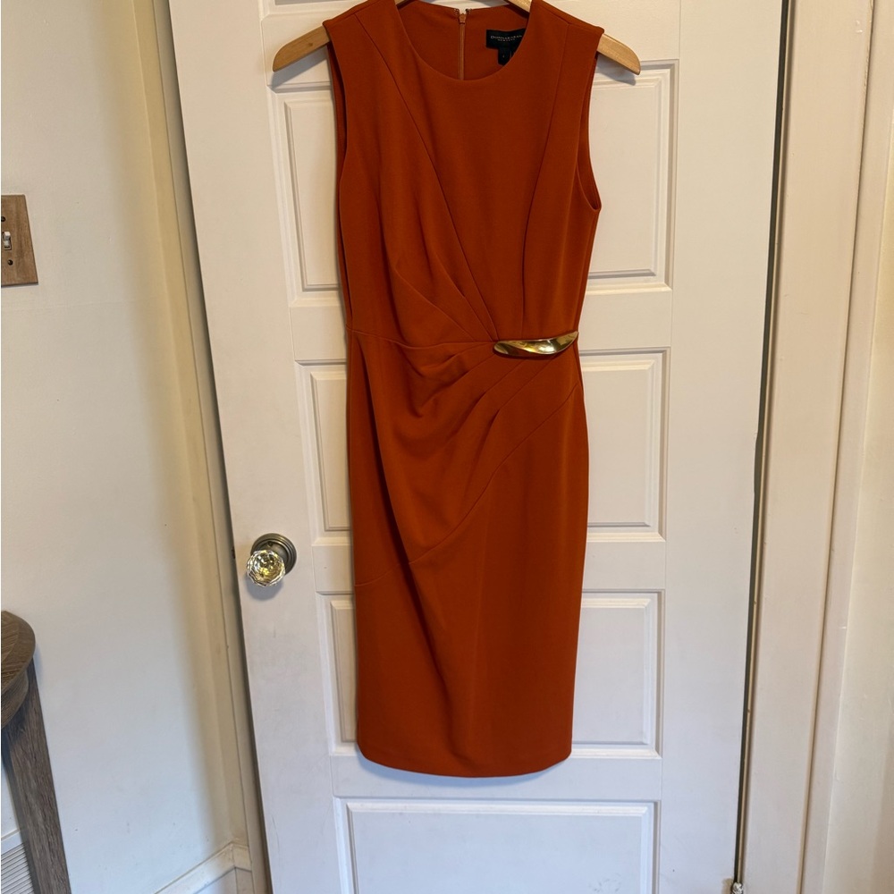 Elegant Donna Karan Sleeveless Dress